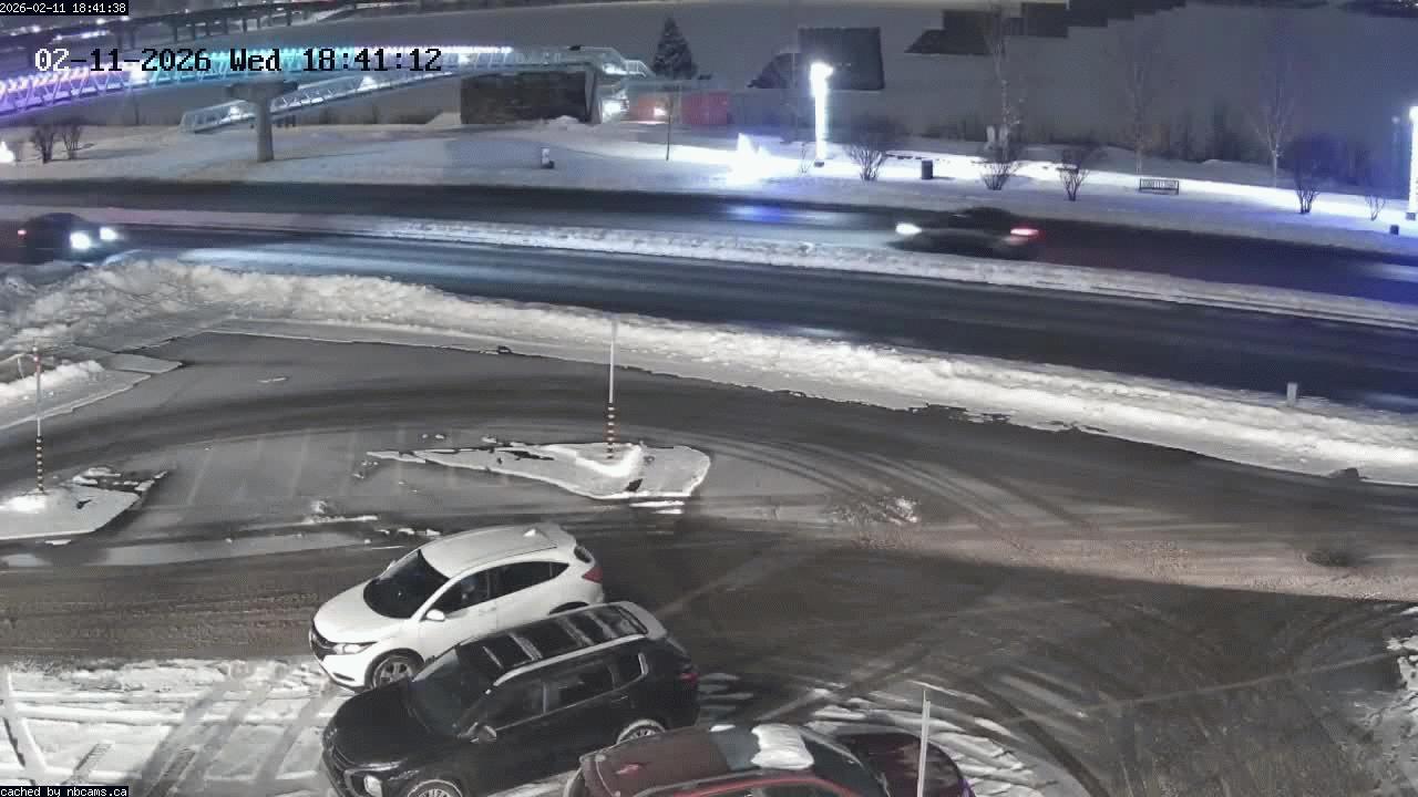 Web Cam image of Fredericton (St. John River)