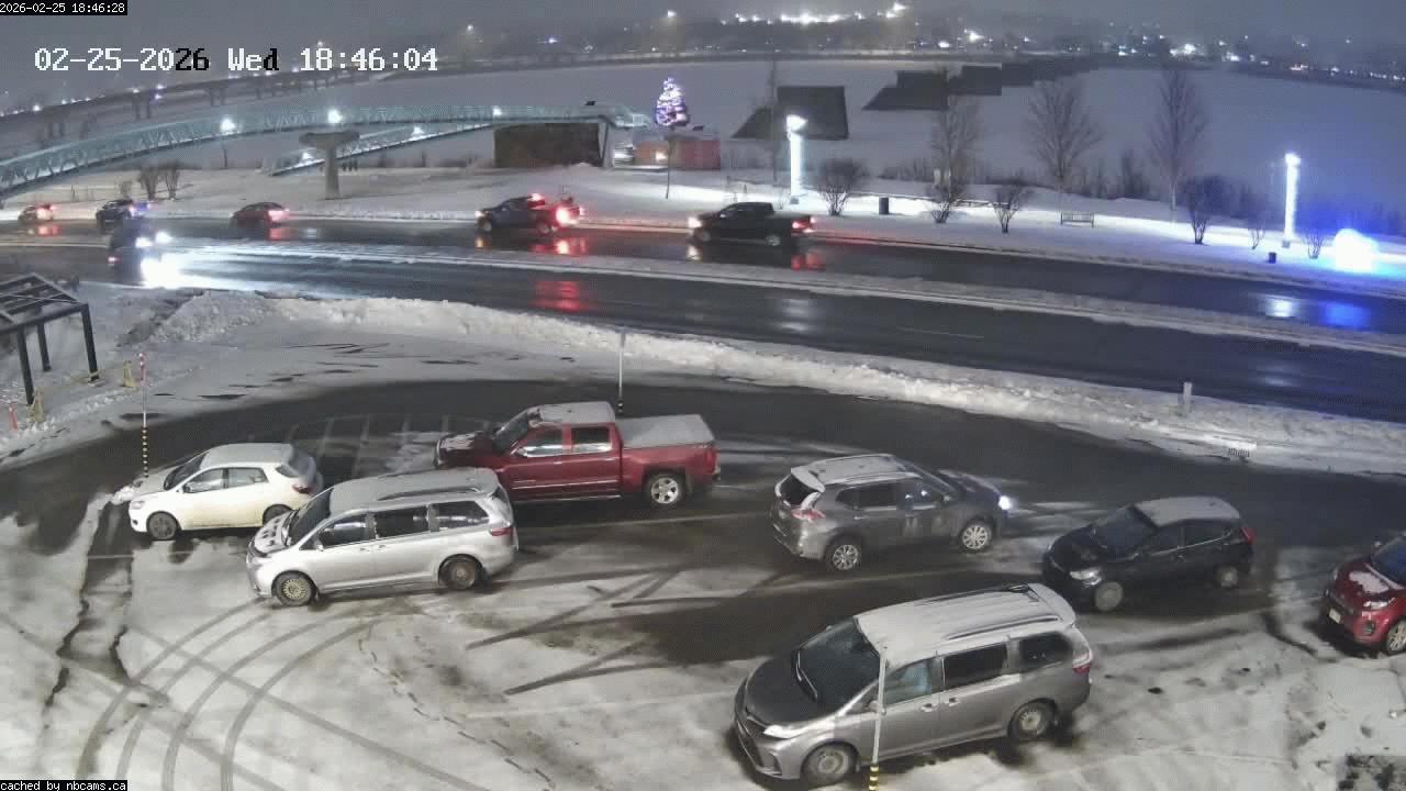 Web Cam image of Fredericton (St. John River)