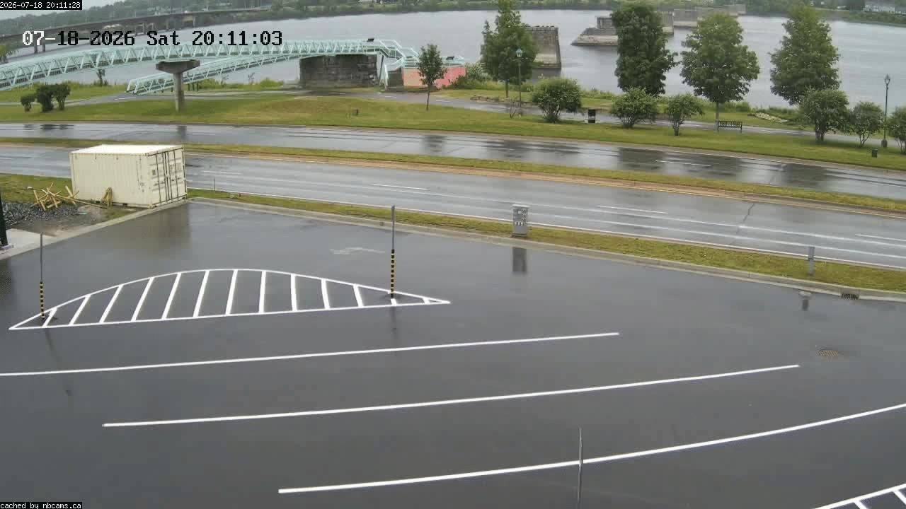 Web Cam image of Fredericton (St. John River)