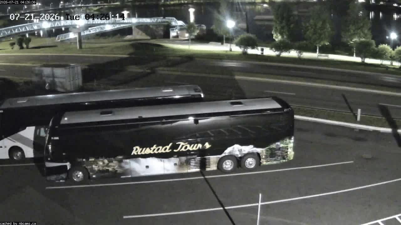 Web Cam image of Fredericton (St. John River)