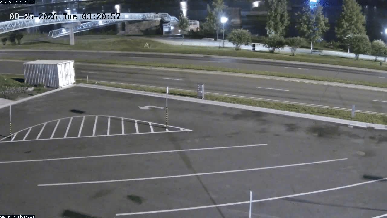 Web Cam image of Fredericton (St. John River)