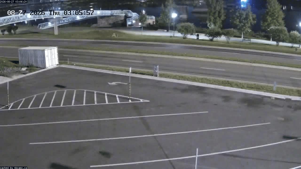Web Cam image of Fredericton (St. John River)