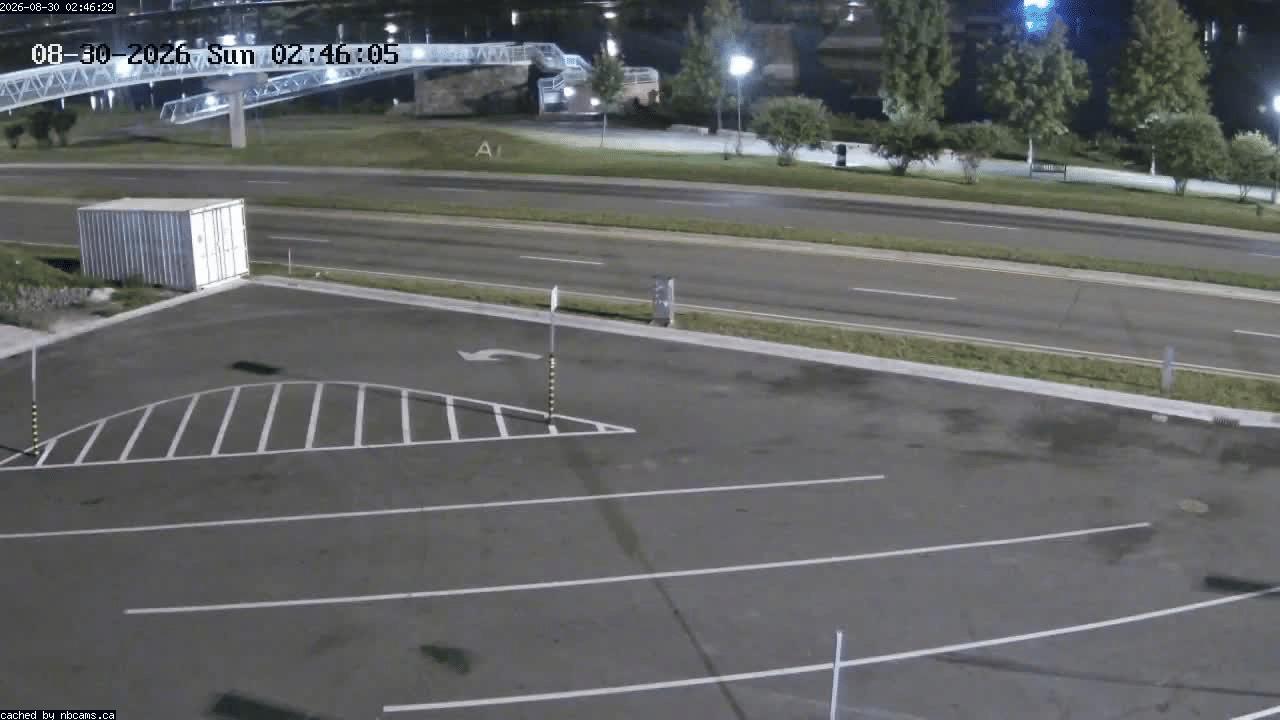 Web Cam image of Fredericton (St. John River)