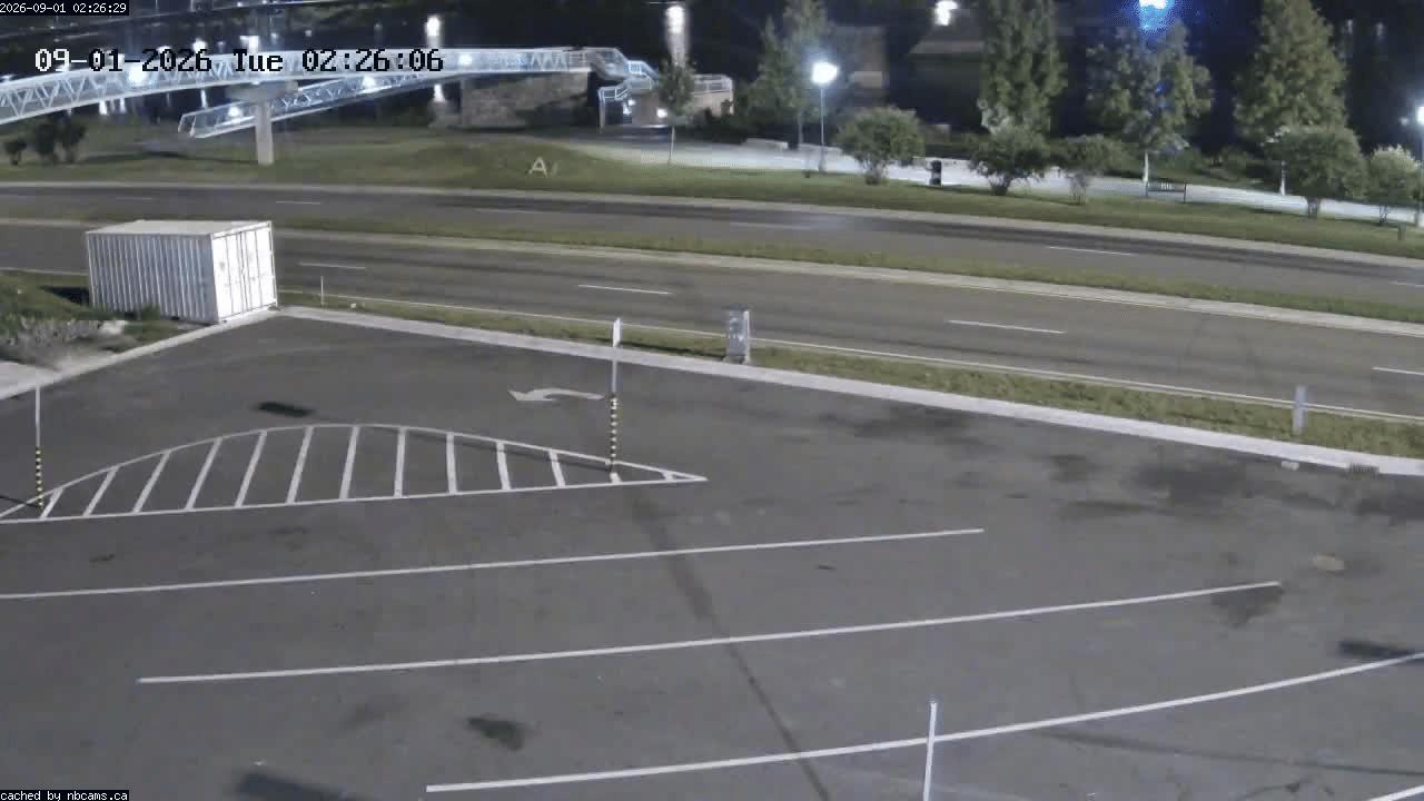 Web Cam image of Fredericton (St. John River)