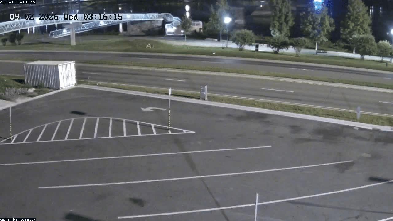Web Cam image of Fredericton (St. John River)