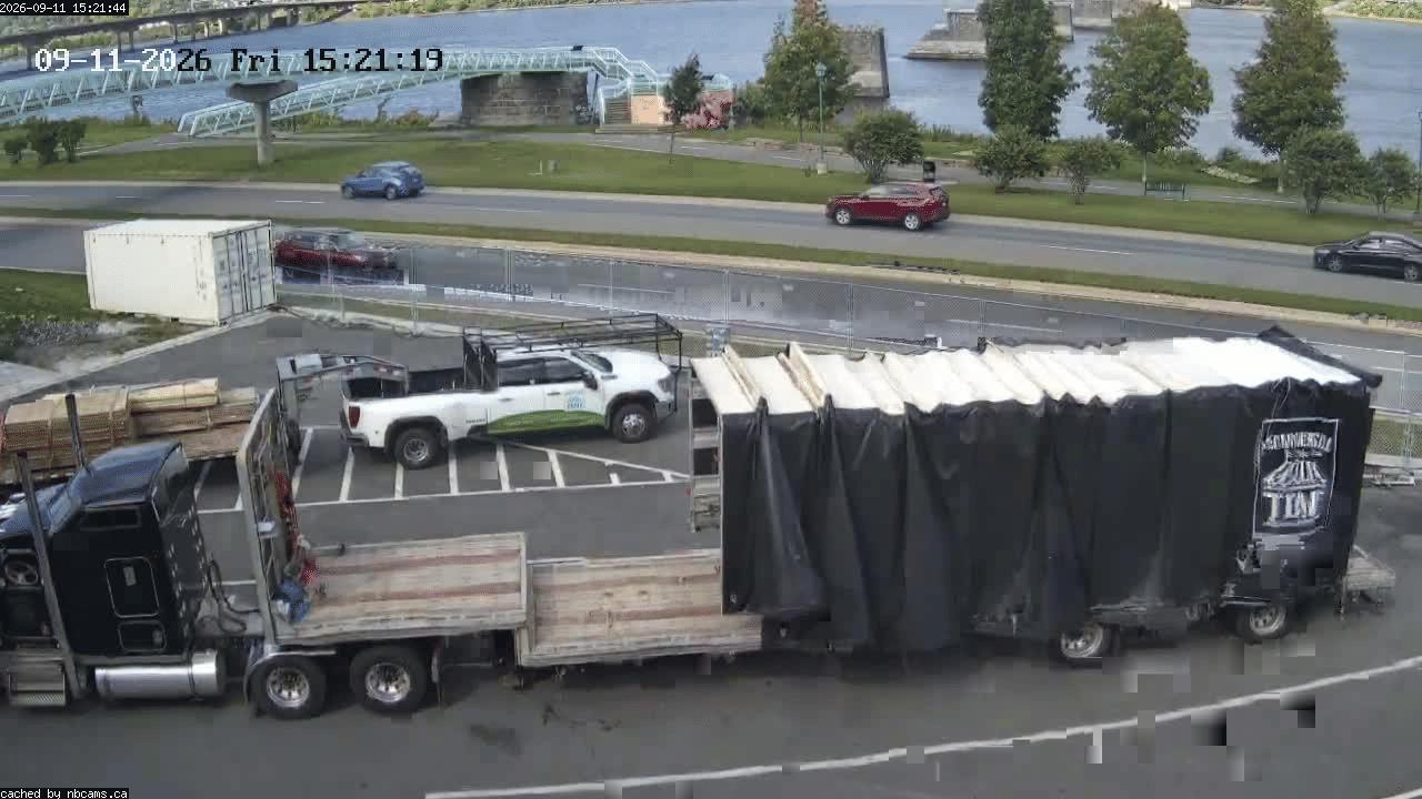 Web Cam image of Fredericton (St. John River)