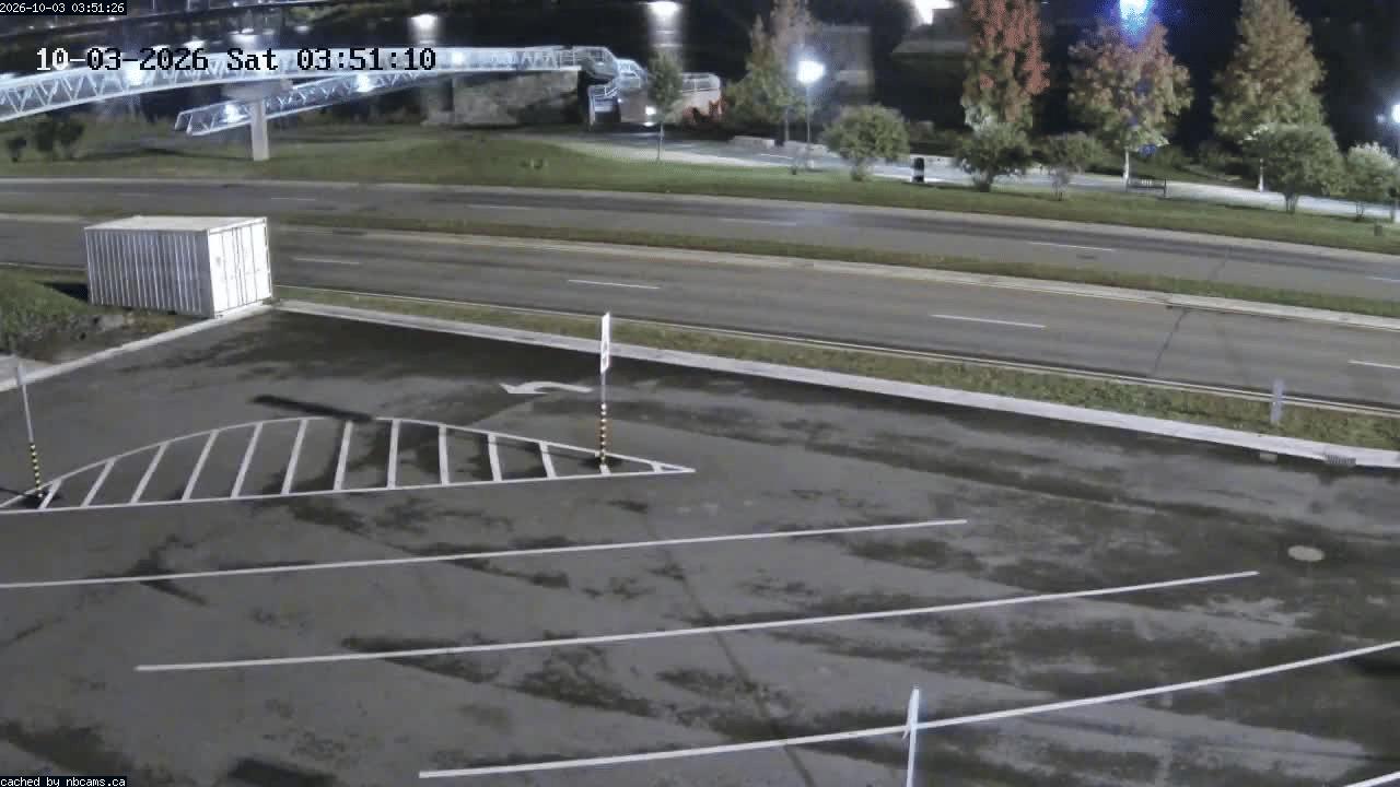 Web Cam image of Fredericton (St. John River)