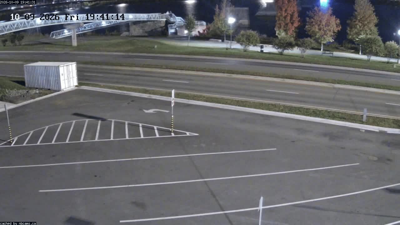 Web Cam image of Fredericton (St. John River)