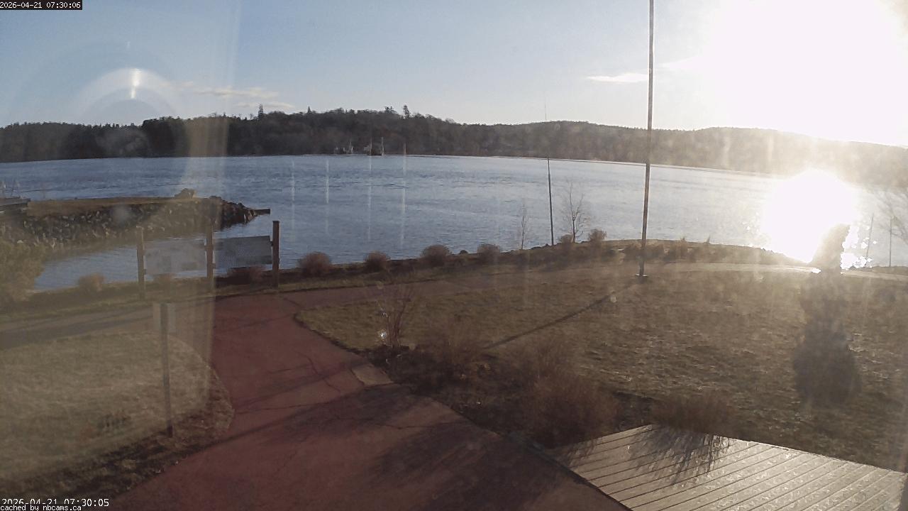 Web Cam image of Grand Bay-Westfield (Brundage Point River Centre)