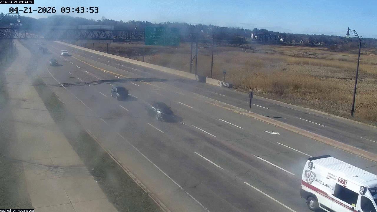 Web Cam image of Moncton (Gunningsville Bridge)