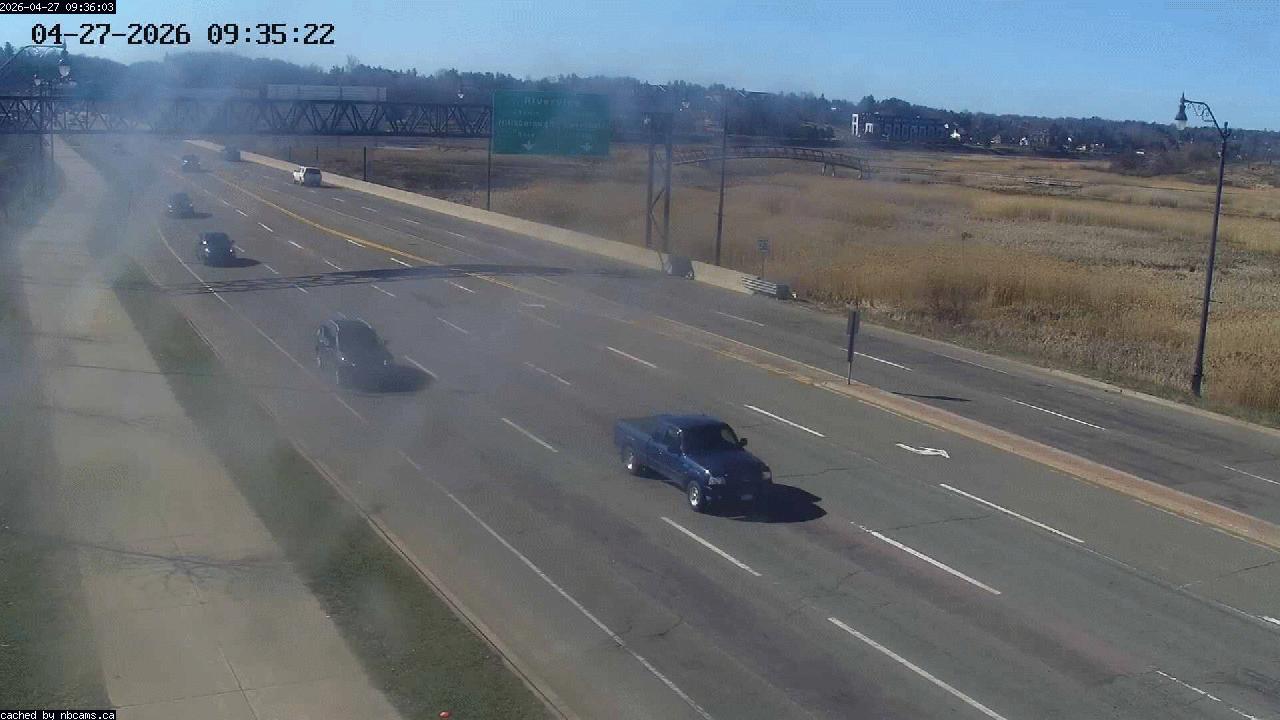 Web Cam image of Moncton (Gunningsville Bridge)