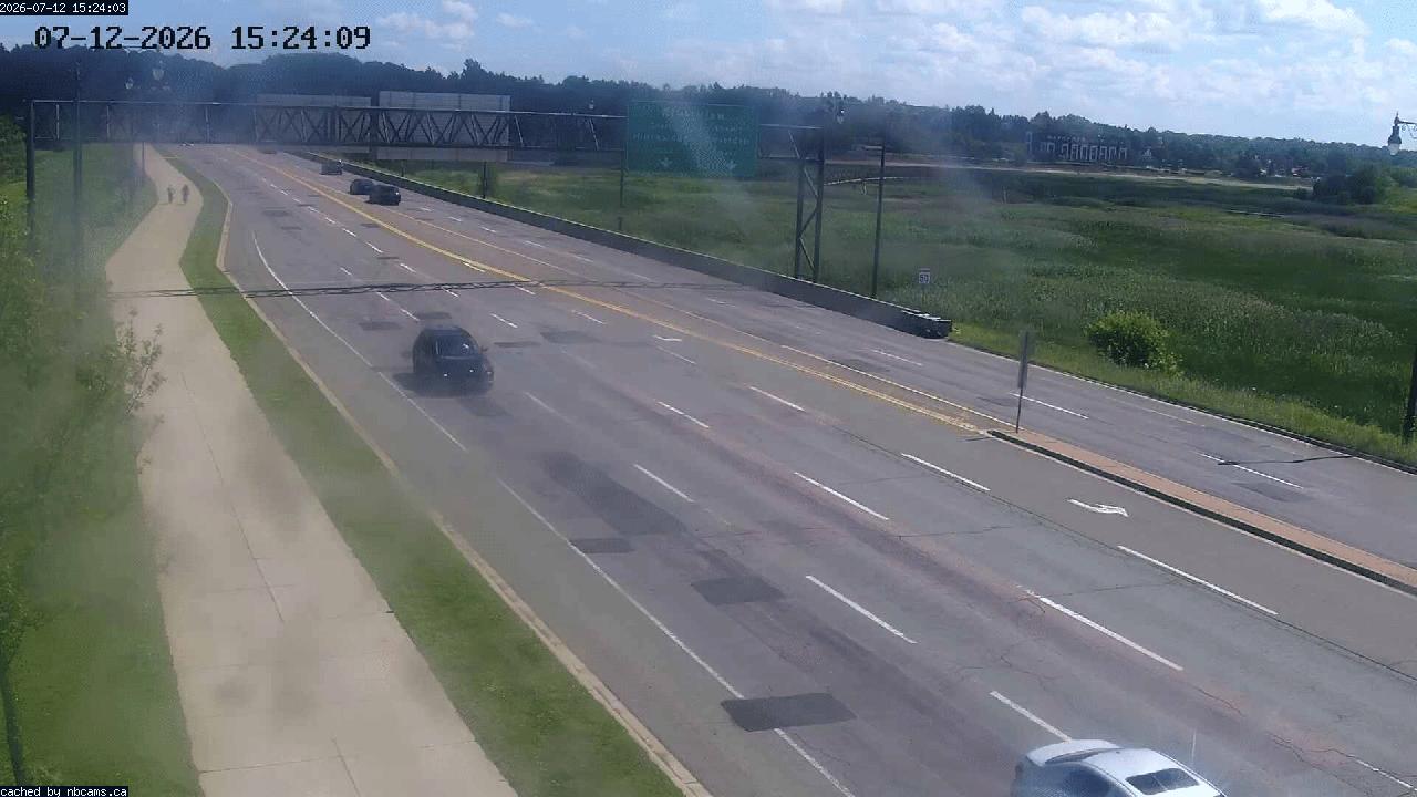 Web Cam image of Moncton (Gunningsville Bridge)
