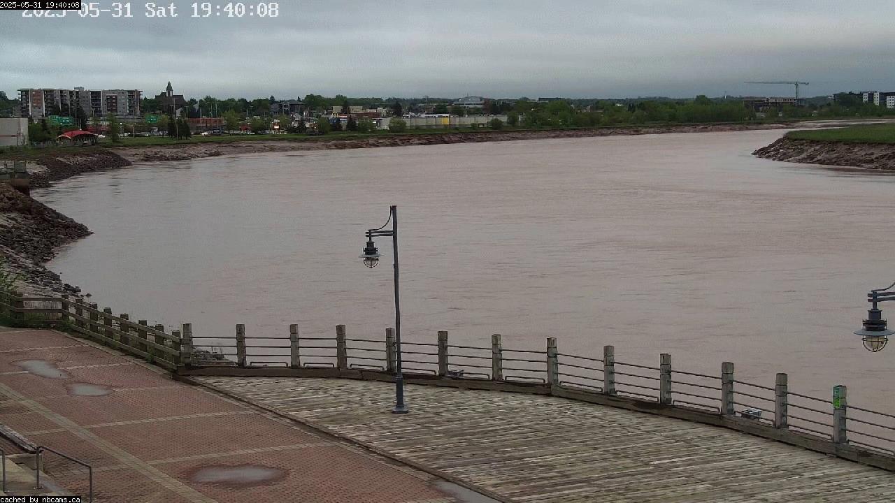 Web Cam image of Moncton (Bore Park)