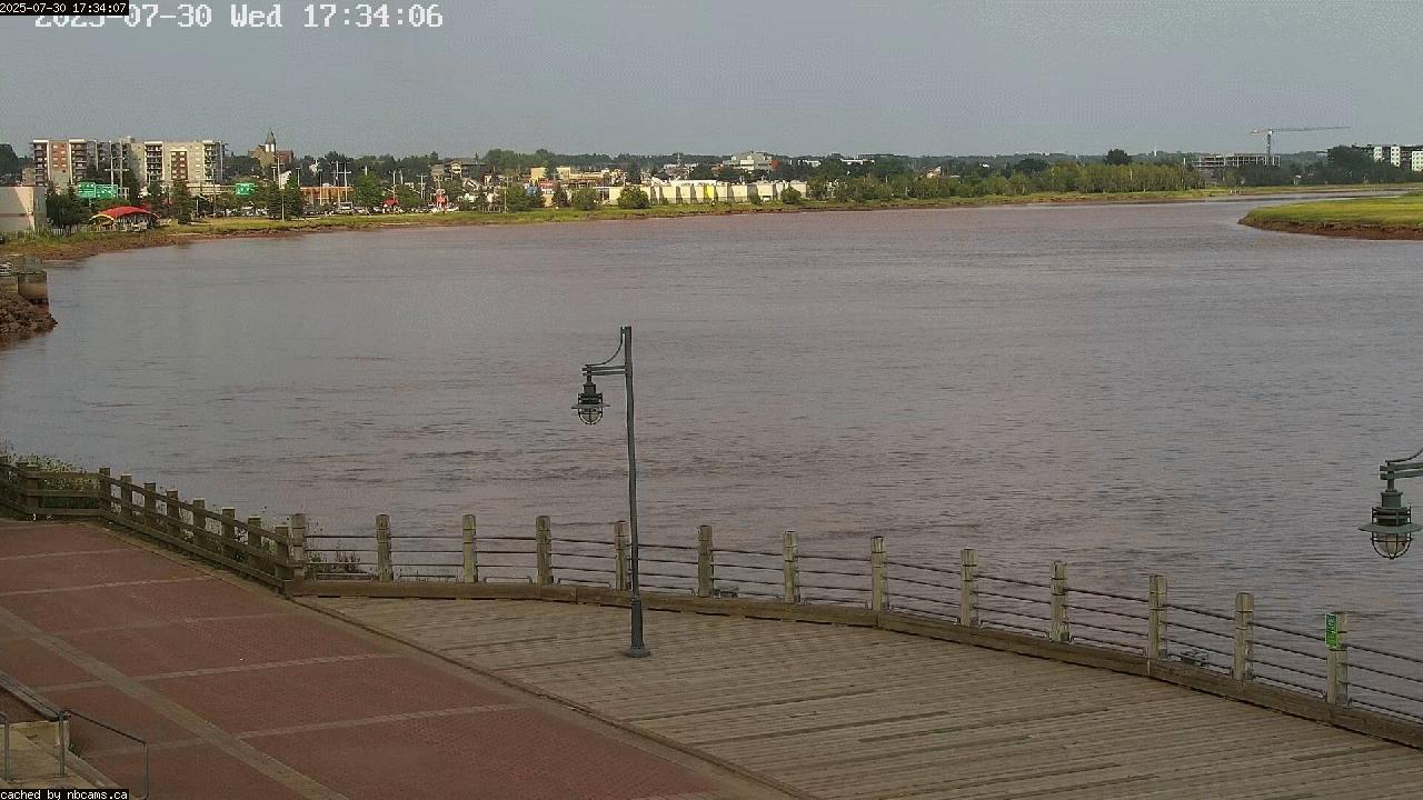 Web Cam image of Moncton (Bore Park)