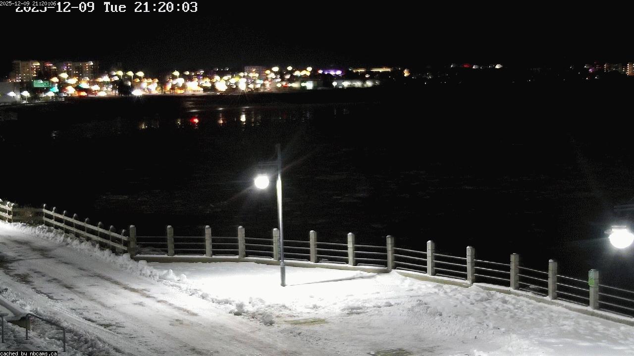 Web Cam image of Moncton (Bore Park)