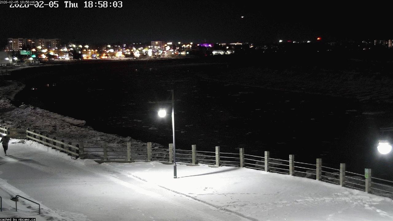 Web Cam image of Moncton (Bore Park)