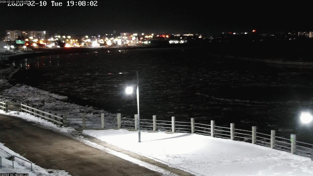 Web Cam image of Moncton (Bore Park)