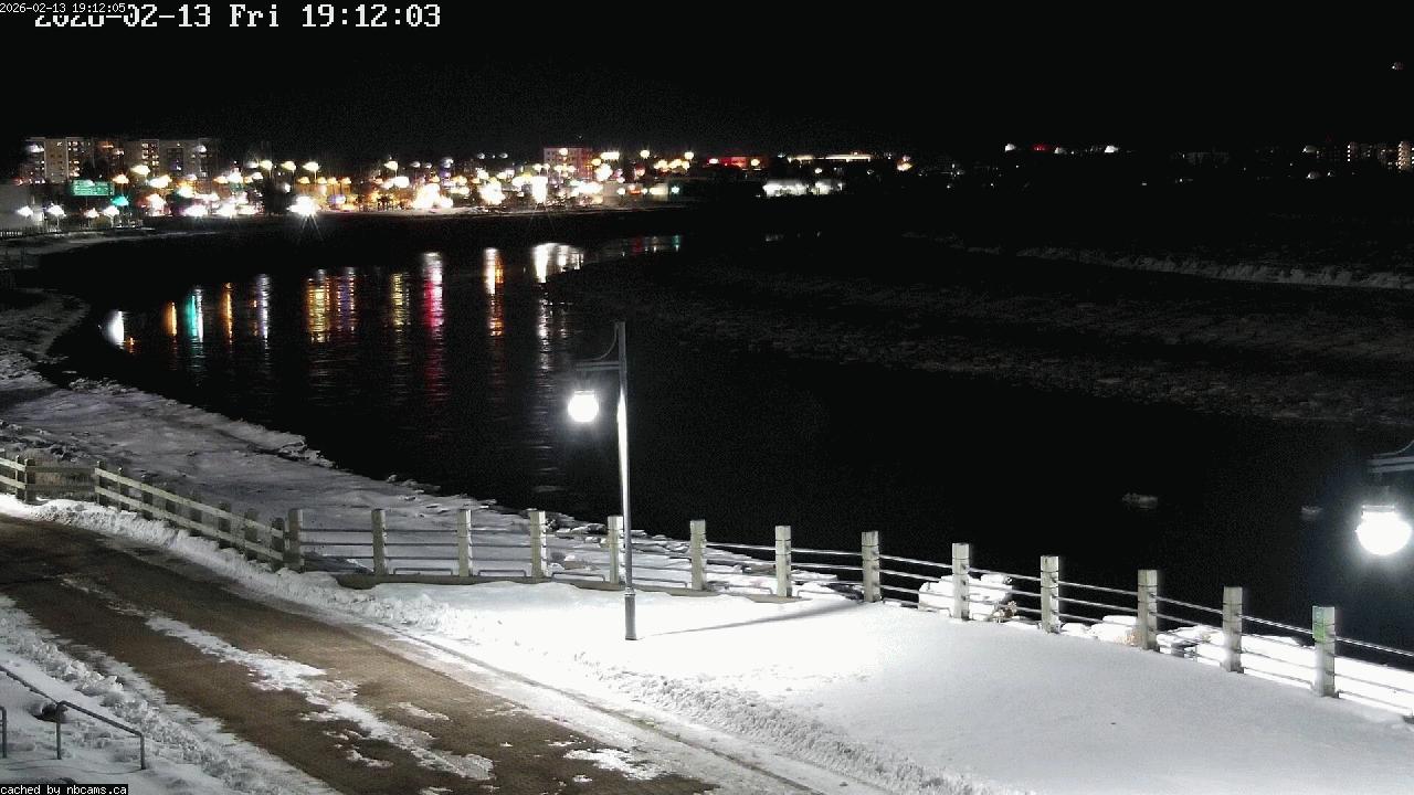 Web Cam image of Moncton (Bore Park)