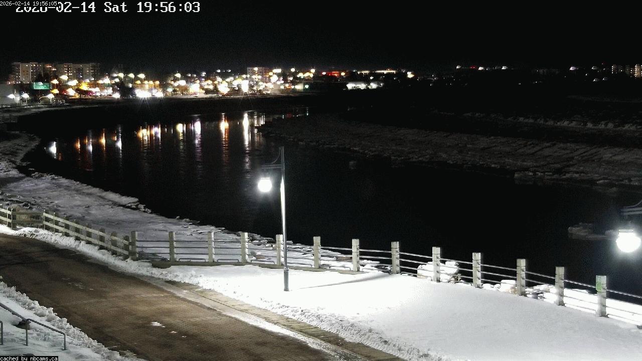 Web Cam image of Moncton (Bore Park)