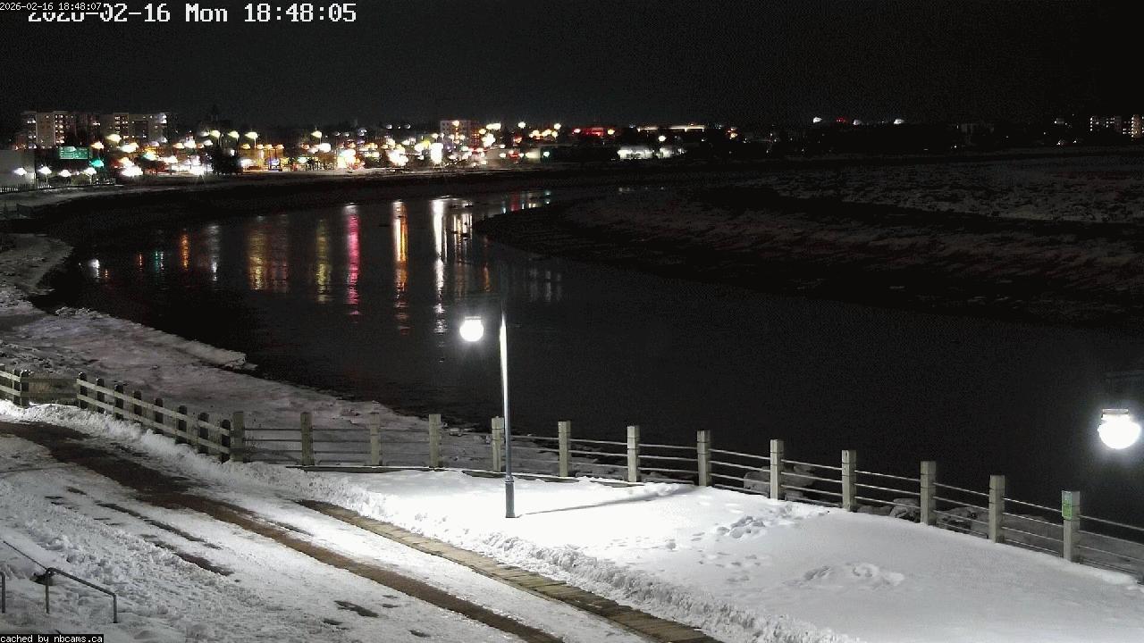 Web Cam image of Moncton (Bore Park)