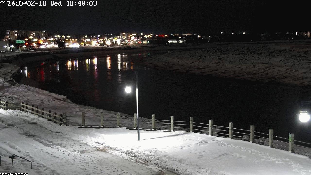 Web Cam image of Moncton (Bore Park)