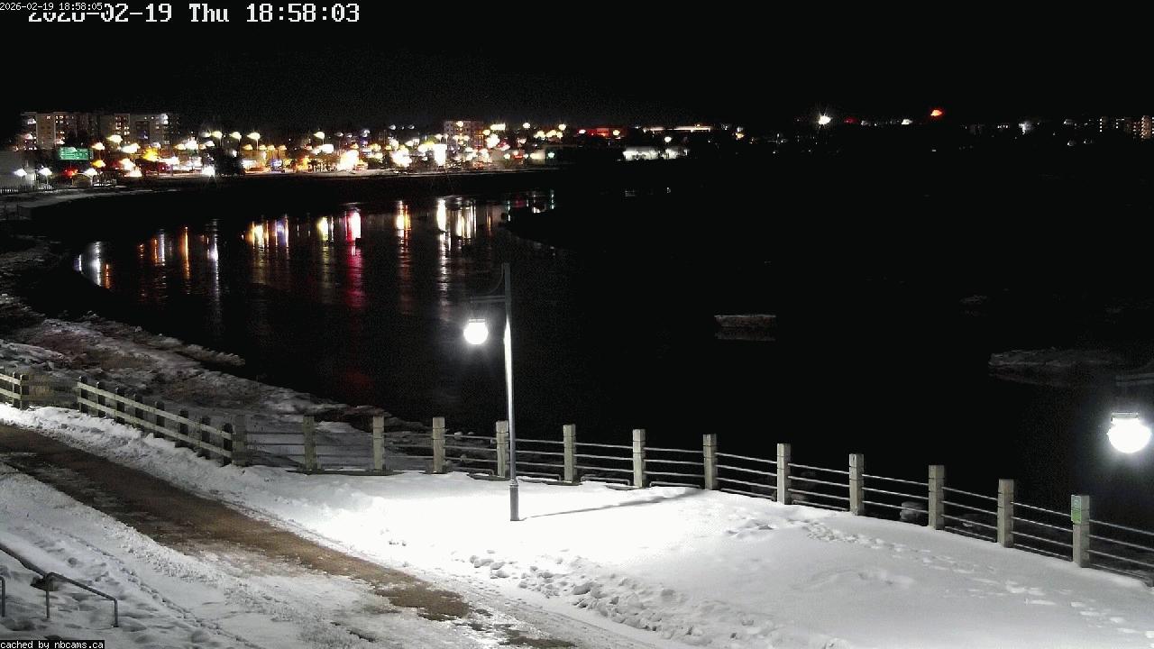 Web Cam image of Moncton (Bore Park)