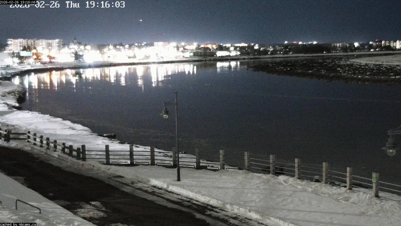Web Cam image of Moncton (Bore Park)