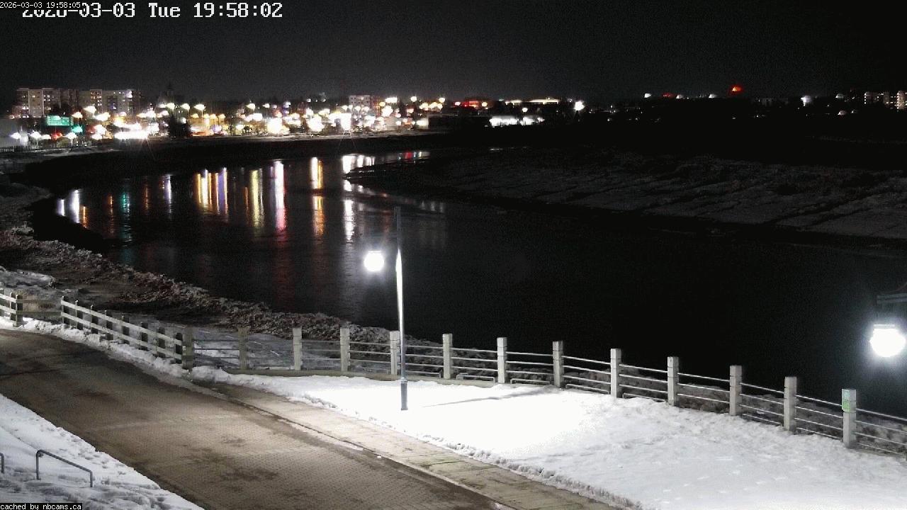Web Cam image of Moncton (Bore Park)