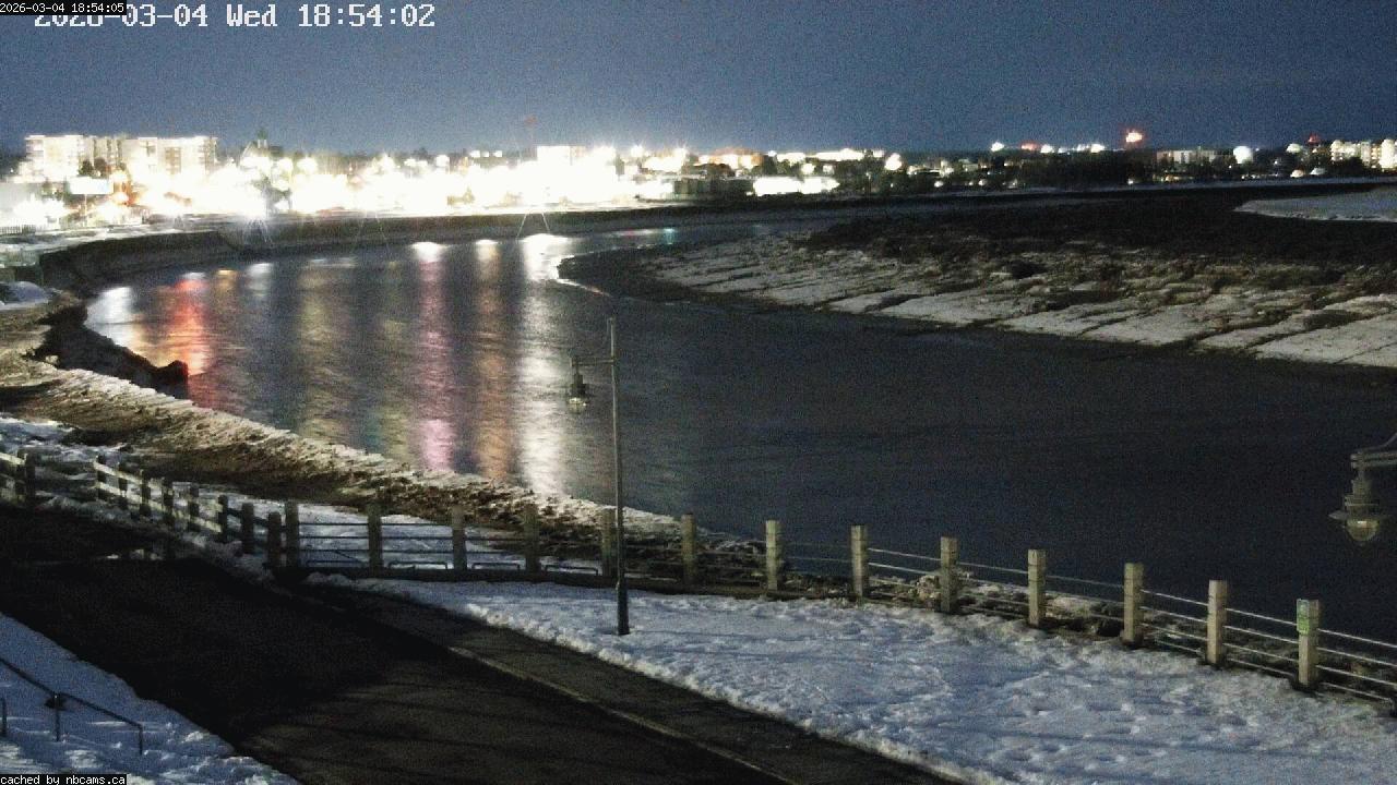 Web Cam image of Moncton (Bore Park)