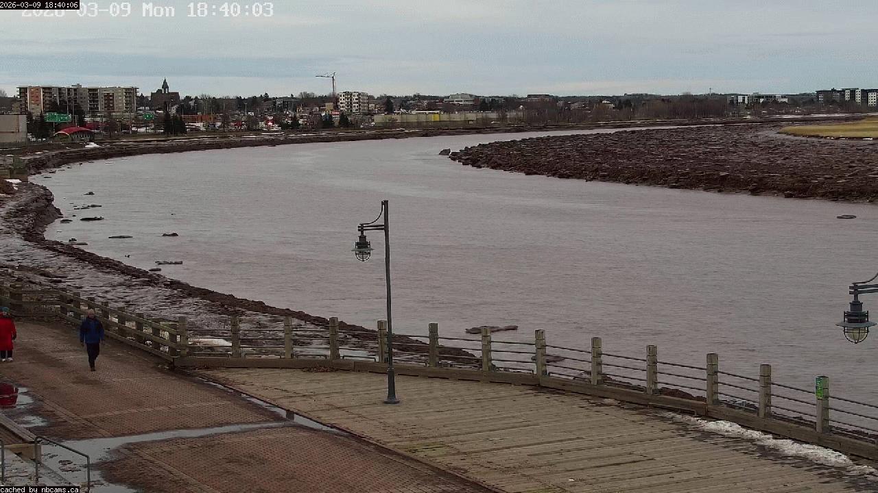 Web Cam image of Moncton (Bore Park)