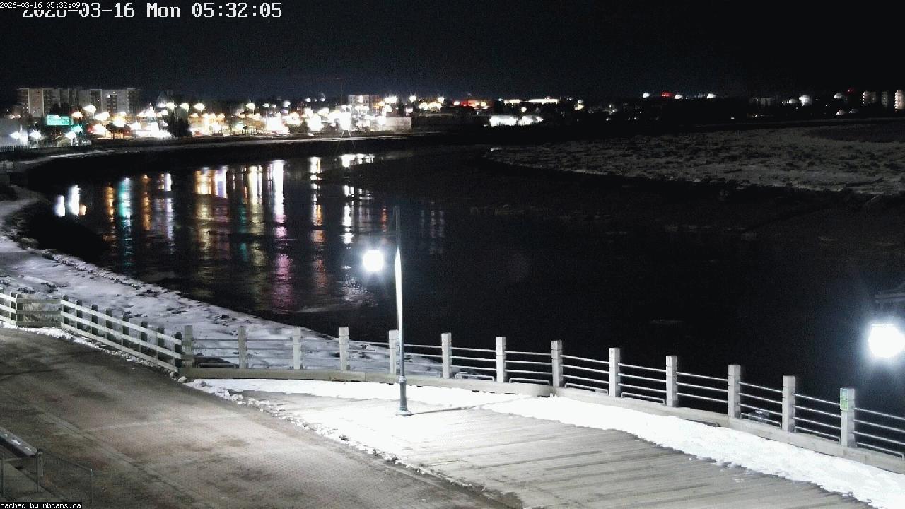 Web Cam image of Moncton (Bore Park)