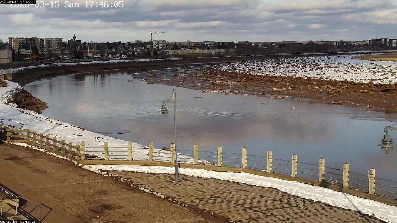 Web Cam image of Moncton (Bore Park)