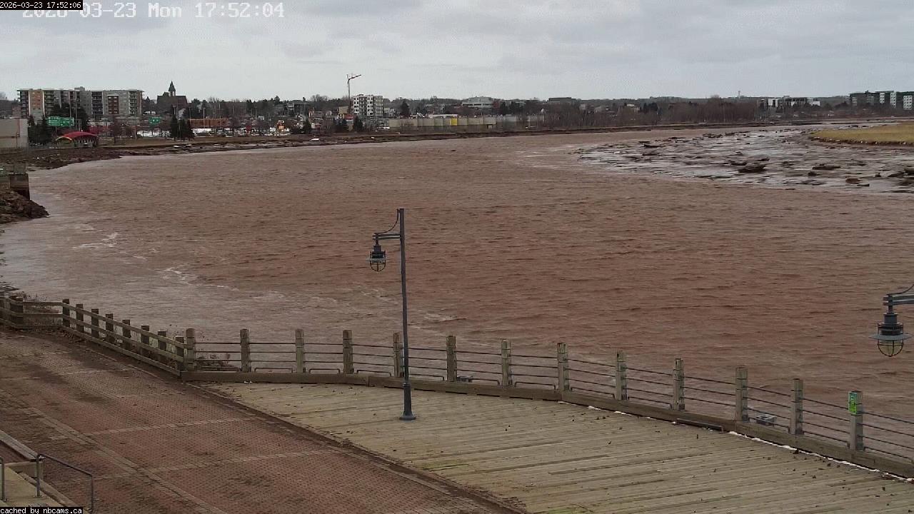 Web Cam image of Moncton (Bore Park)