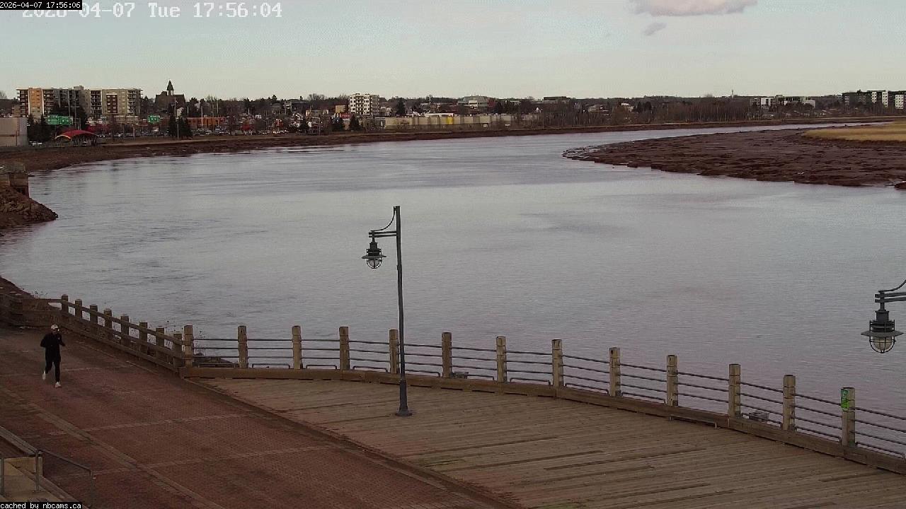Web Cam image of Moncton (Bore Park)