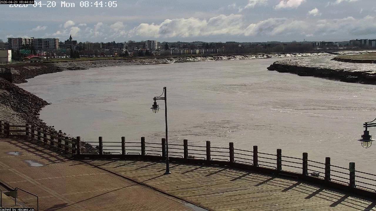 Web Cam image of Moncton (Bore Park)