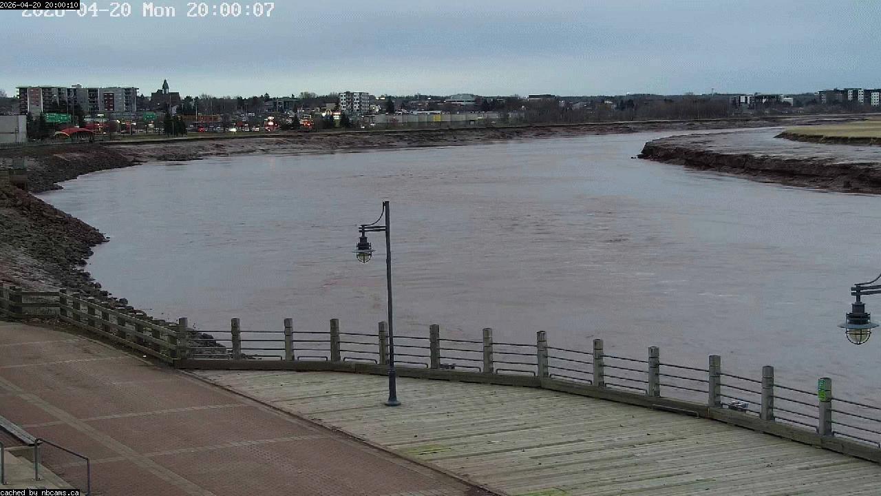 Web Cam image of Moncton (Bore Park)