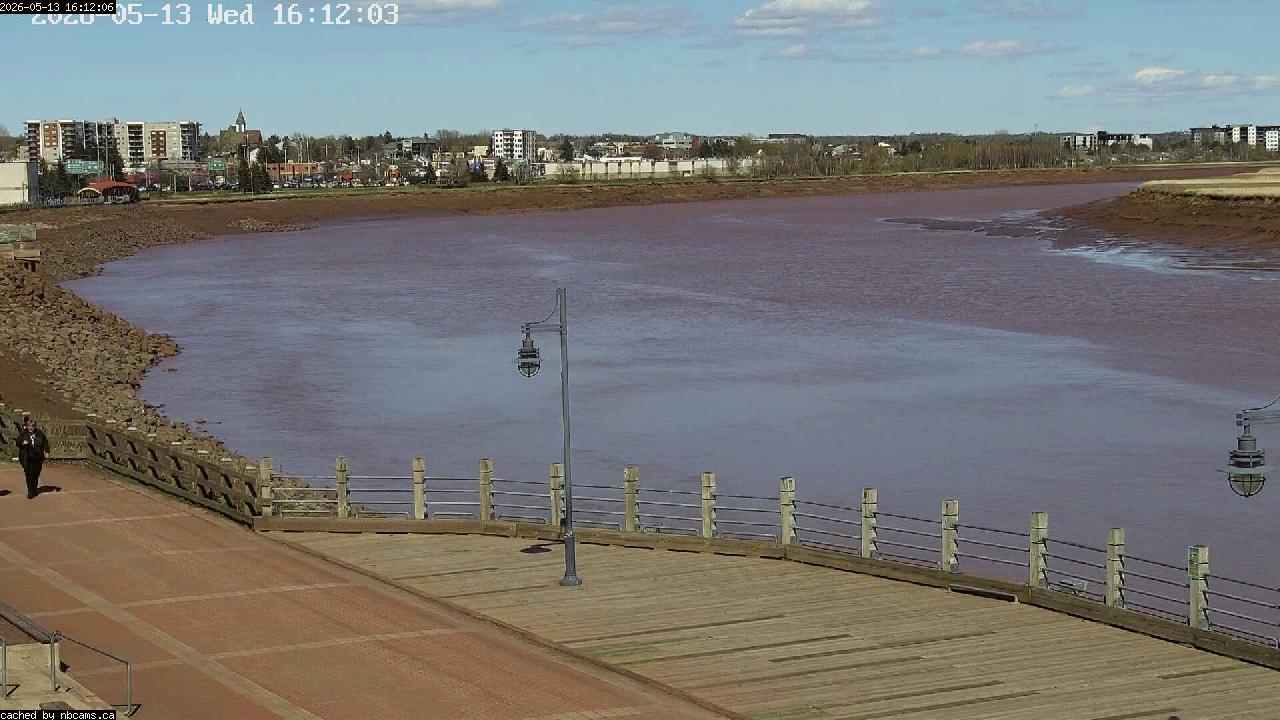 Web Cam image of Moncton (Bore Park)