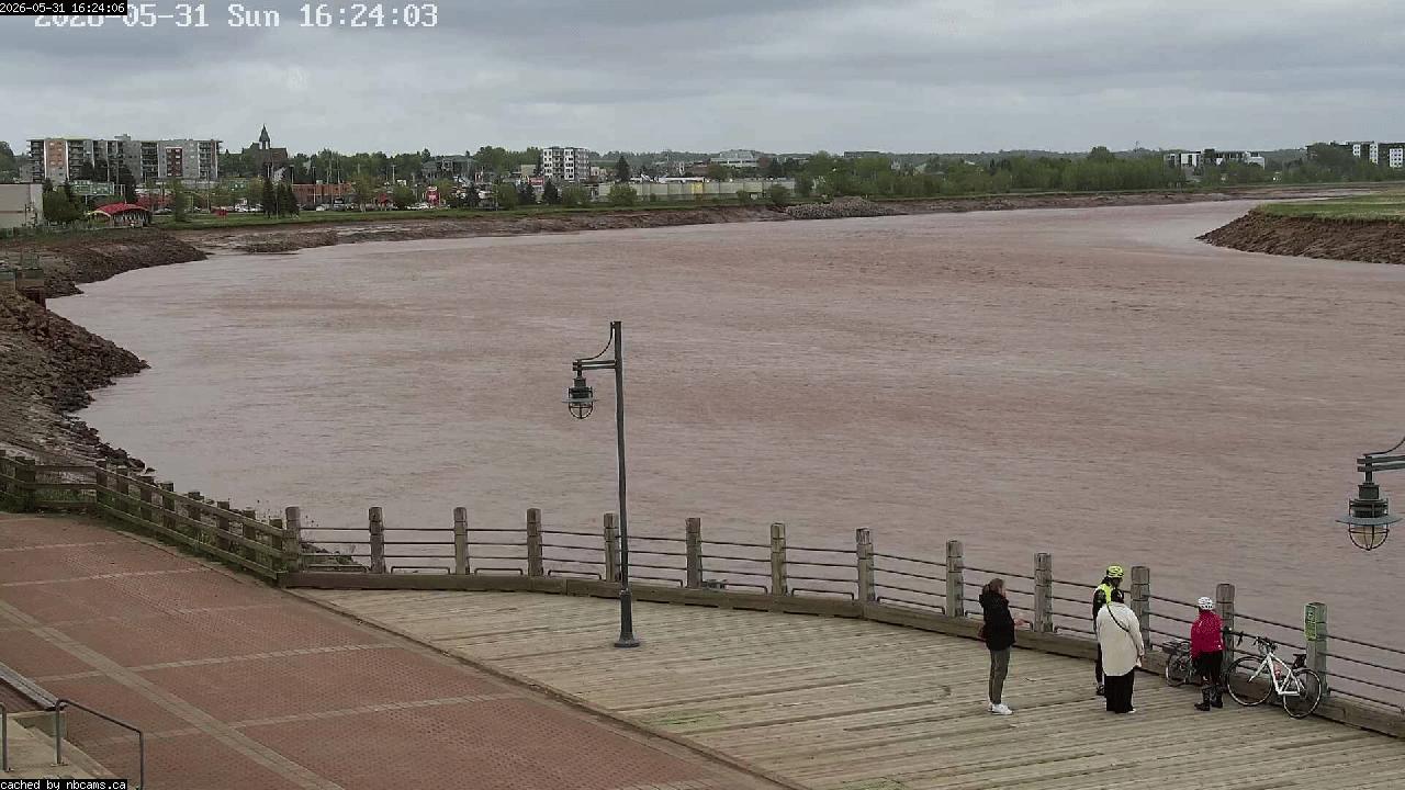 Web Cam image of Moncton (Bore Park)