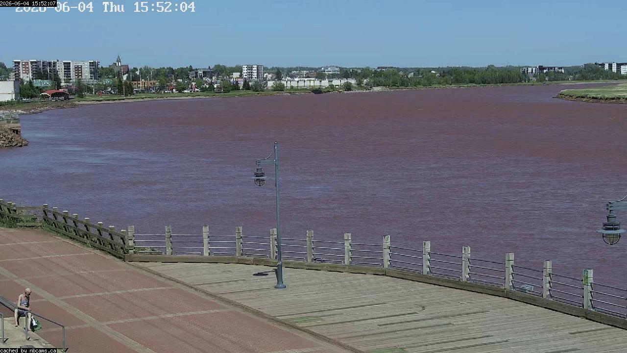Web Cam image of Moncton (Bore Park)