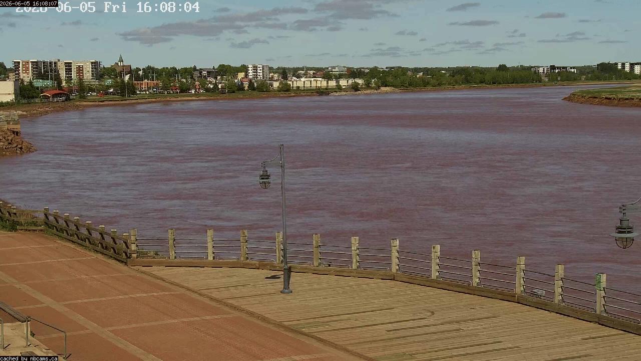 Web Cam image of Moncton (Bore Park)