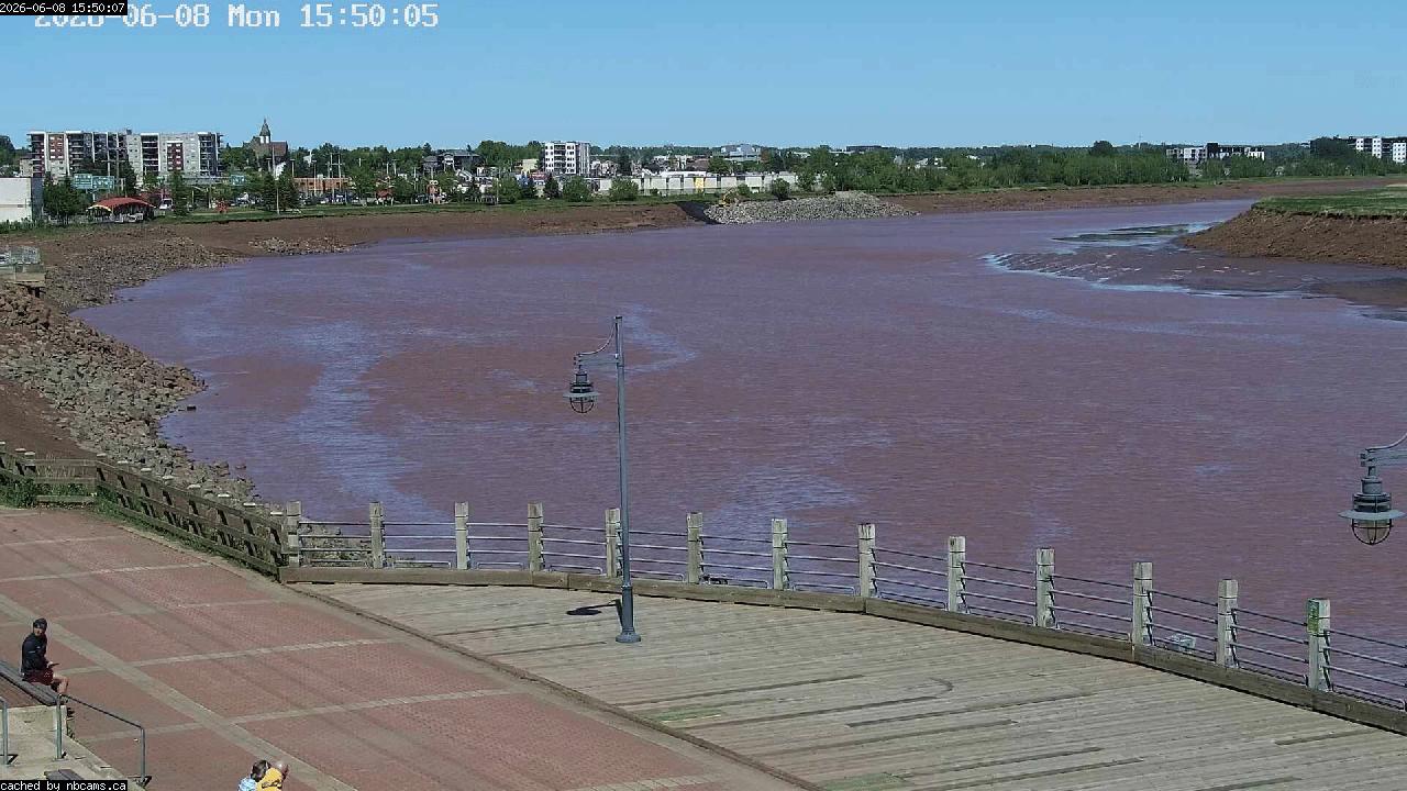 Web Cam image of Moncton (Bore Park)