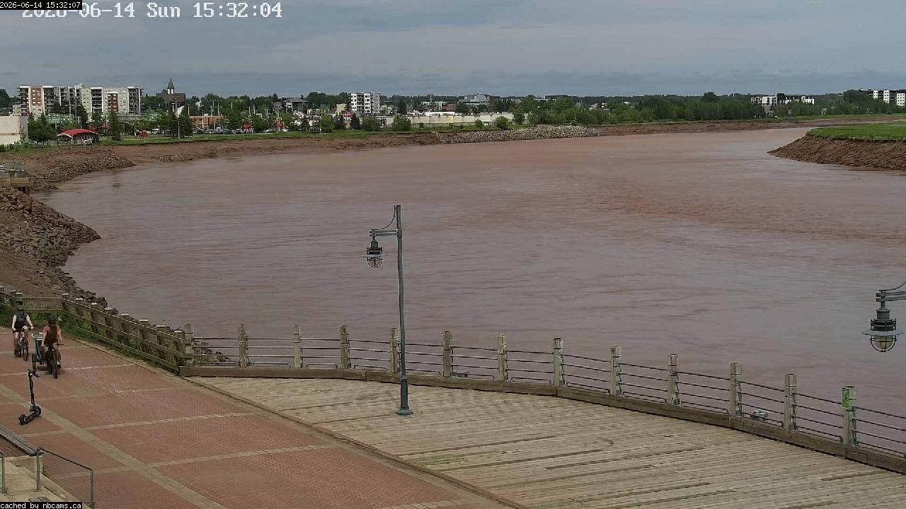 Web Cam image of Moncton (Bore Park)