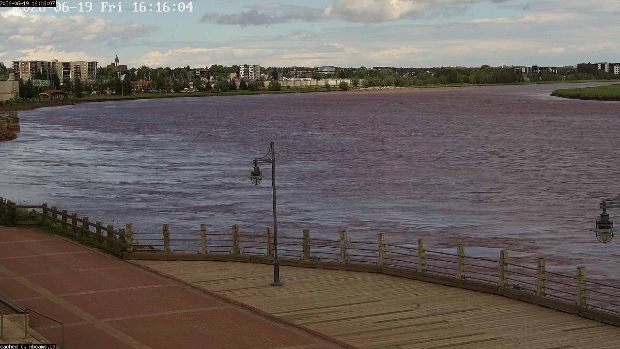 Web Cam image of Moncton (Bore Park)