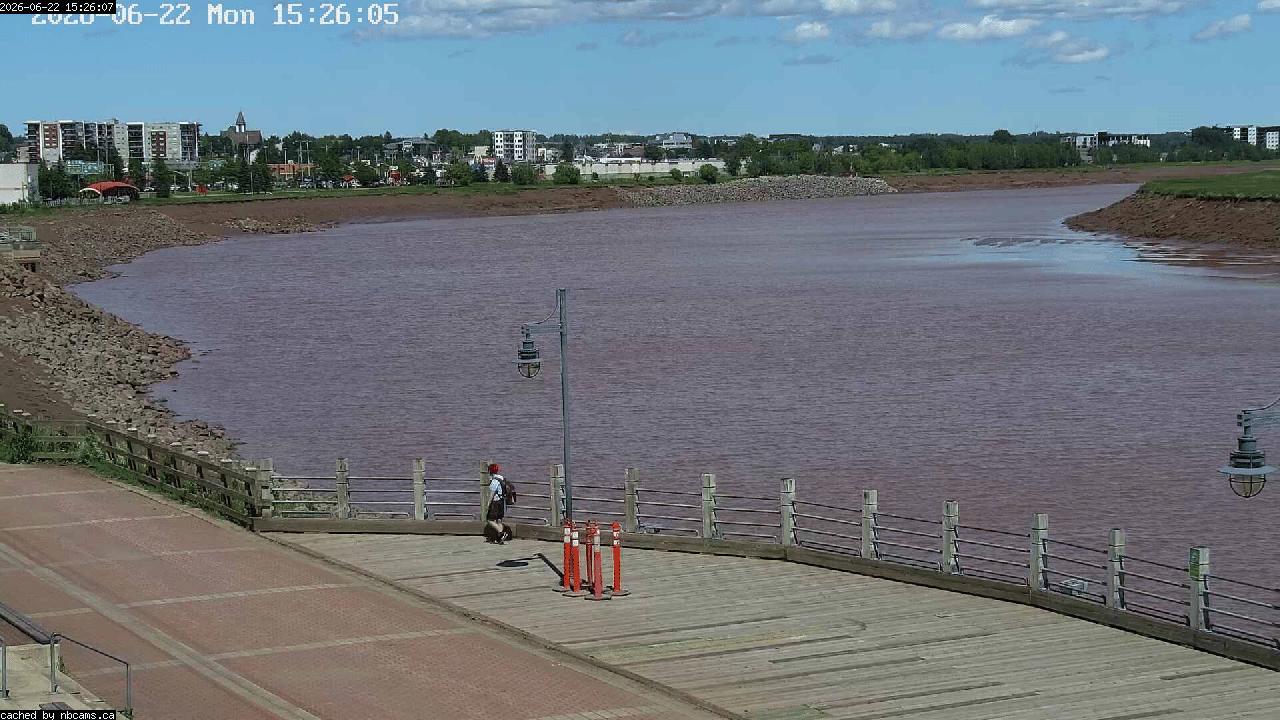 Web Cam image of Moncton (Bore Park)