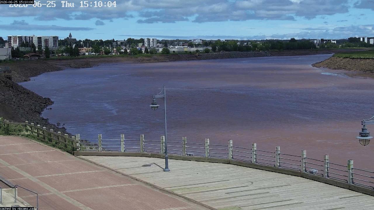 Web Cam image of Moncton (Bore Park)