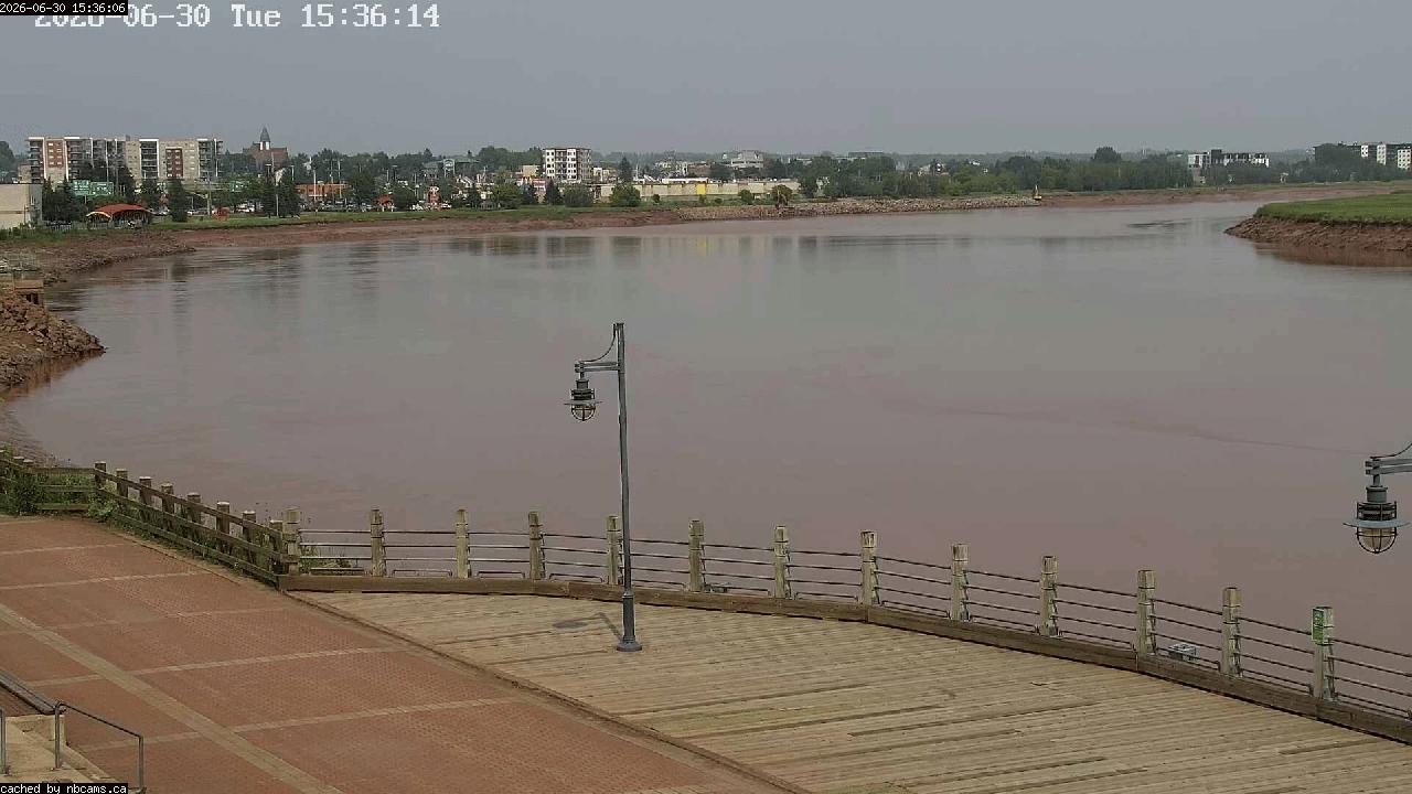Web Cam image of Moncton (Bore Park)