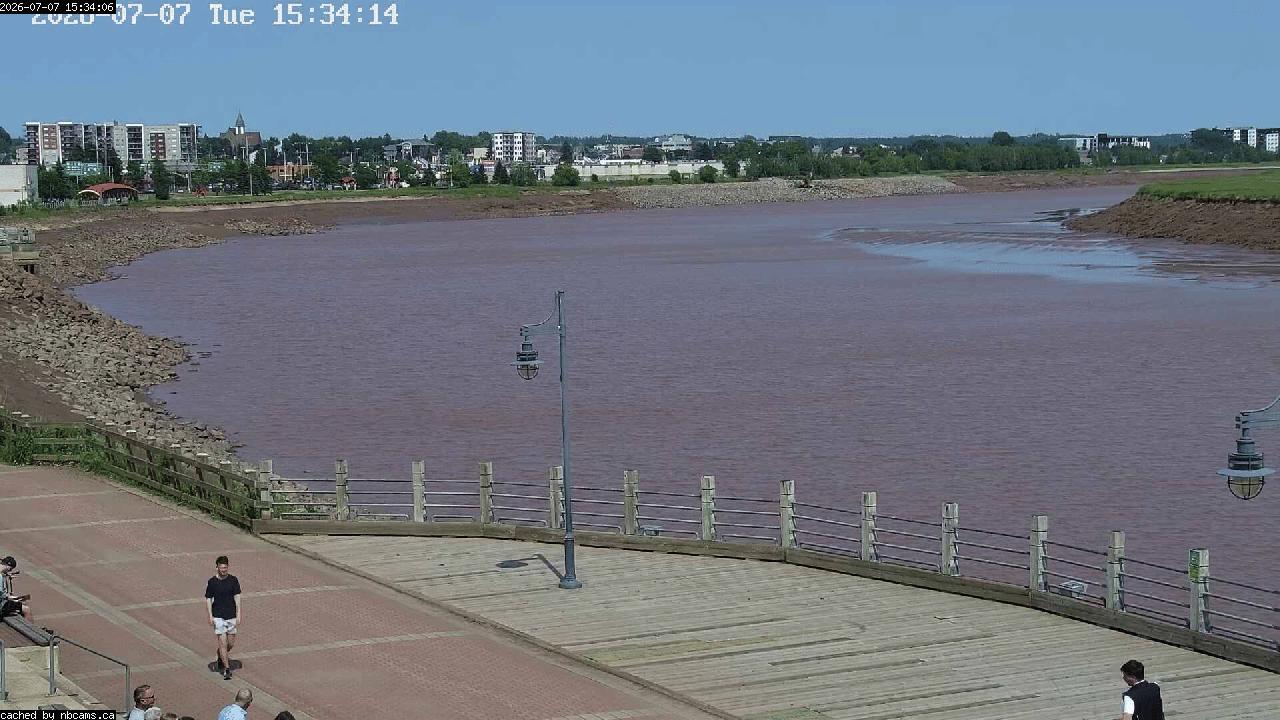 Web Cam image of Moncton (Bore Park)