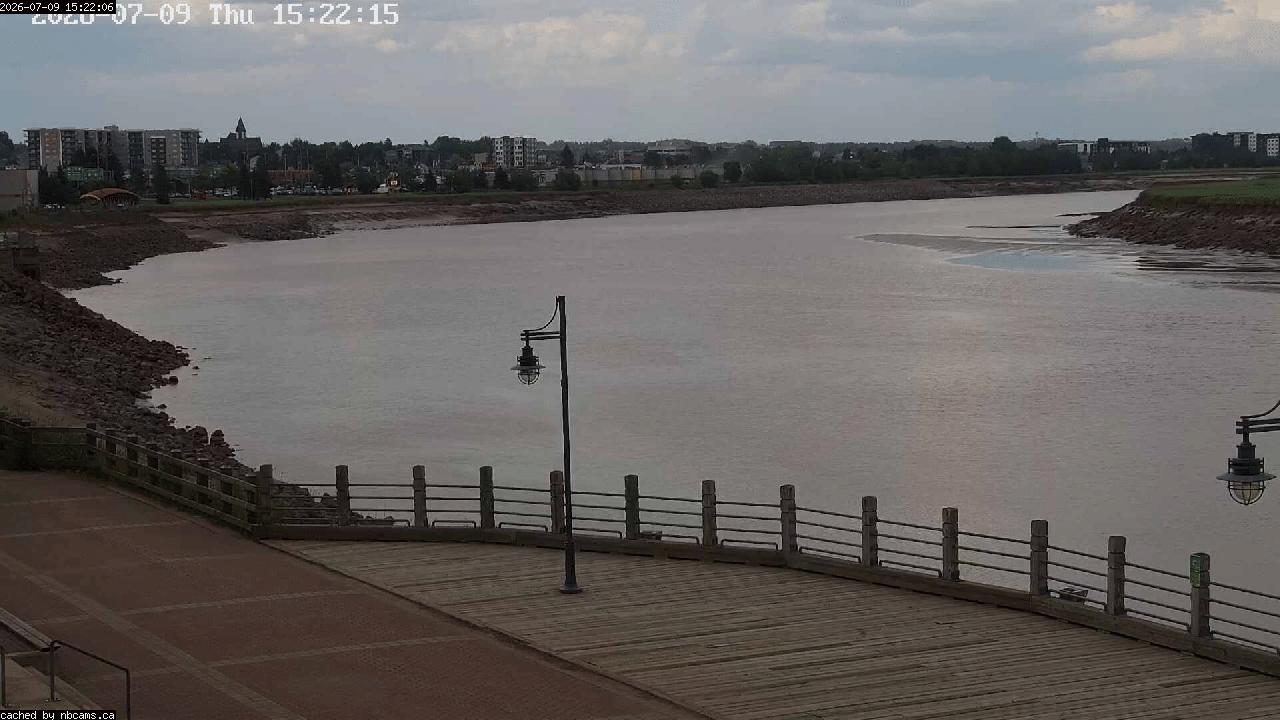Web Cam image of Moncton (Bore Park)