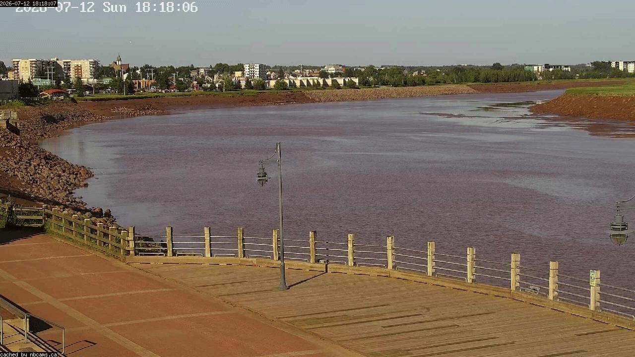 Web Cam image of Moncton (Bore Park)