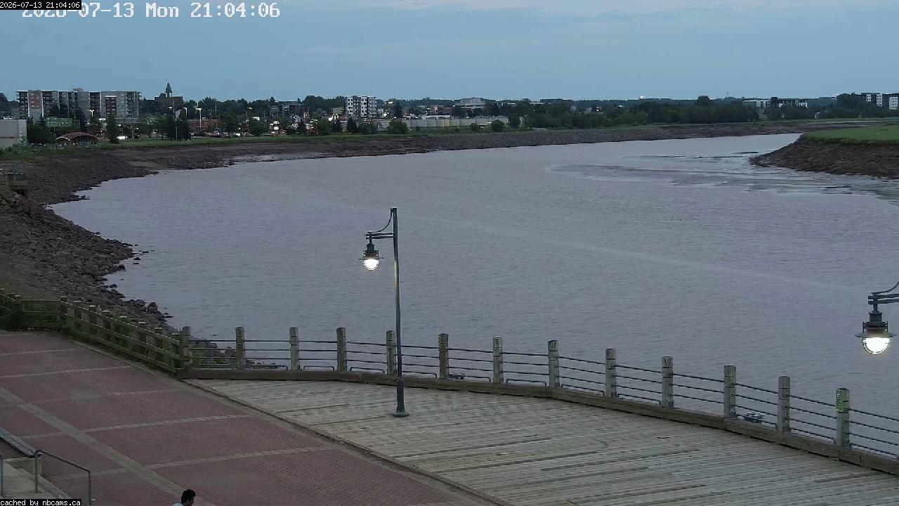 Web Cam image of Moncton (Bore Park)